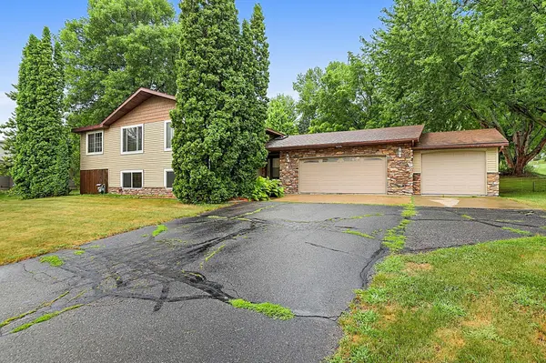 15 14th AVE S, Cold Spring, MN 56320