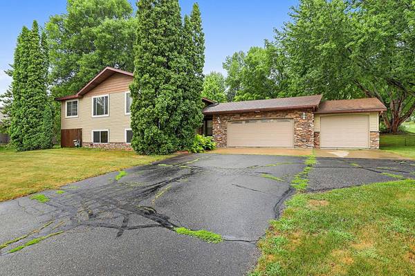 15 14th AVE S, Cold Spring, MN 56320