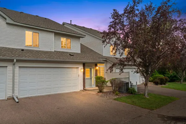 3536 Genevieve AVE N, Oakdale, MN 55128