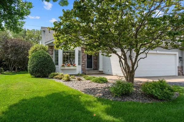 232 Wildflower CT, Vadnais Heights, MN 55127