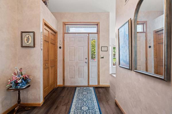 232 Wildflower CT, Vadnais Heights, MN 55127