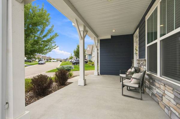 18370 Hamby WAY, Lakeville, MN 55044