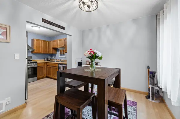 3253 Evergreen DR, Eagan, MN 55121