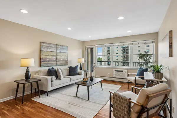 3150 Excelsior BLVD #401, Minneapolis, MN 55416