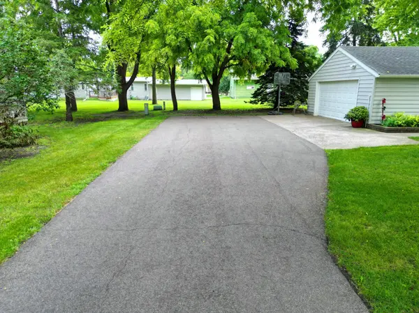 411 7th ST E, Hector, MN 55342