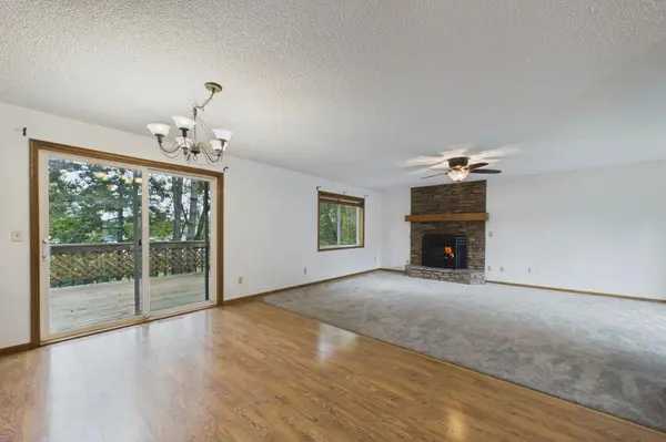 7018 43rd ST N, Oakdale, MN 55128