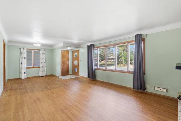 10019 Fremont AVE S, Bloomington, MN 55431