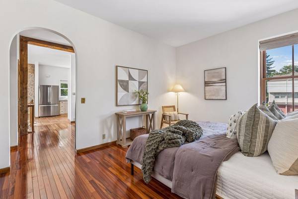 3524 Hennepin AVE #4, Minneapolis, MN 55408
