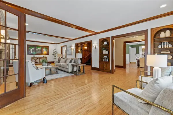1724 Summit AVE, Minneapolis, MN 55403