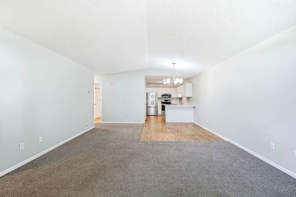 11021 57th ST NE, Albertville, MN 55301