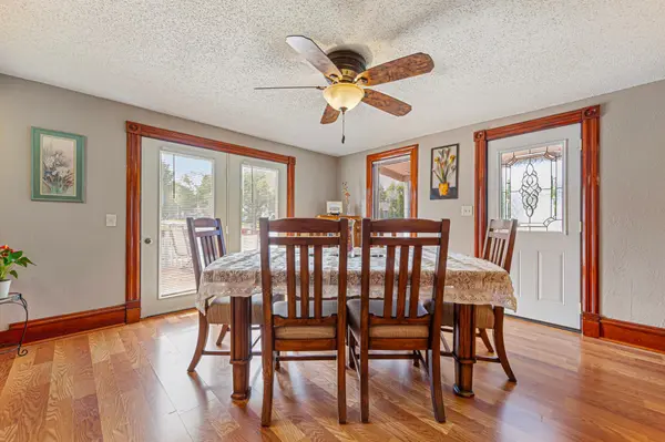 227 3rd AVE SW, Faribault, MN 55021