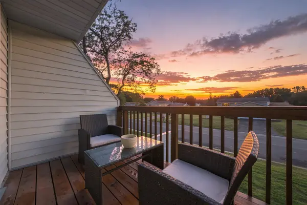 1716 Woodgate LN, Eagan, MN 55122