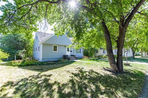 1320 5th ST S, Moorhead, MN 56560