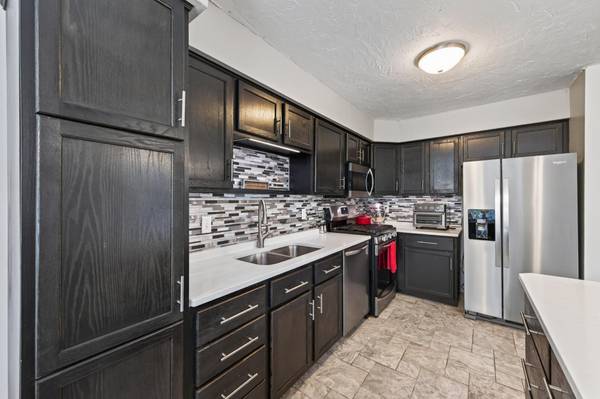 14034 Heywood PATH, Apple Valley, MN 55124