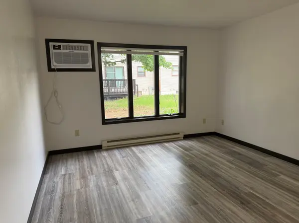 602 4th ST N #1, Hudson, WI 54016