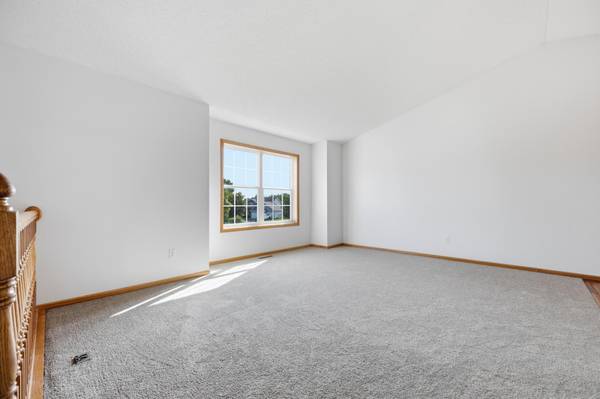 1114 Hidden Creek BLVD, Mayer, MN 55360
