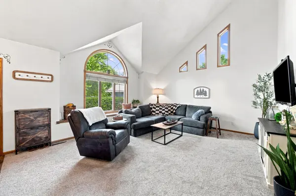 1975 29th Street CIR S, Moorhead, MN 56560