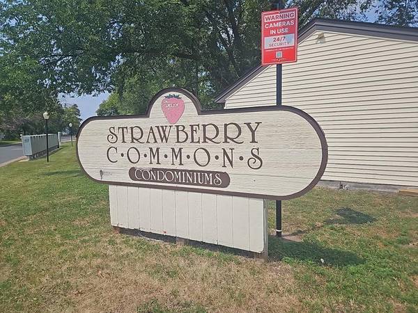 7182 72nd LN N #221, Crystal, MN 55429
