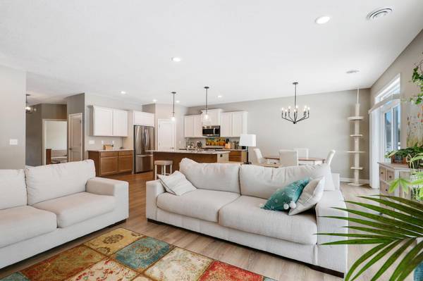 17753 Everest AVE, Lakeville, MN 55044