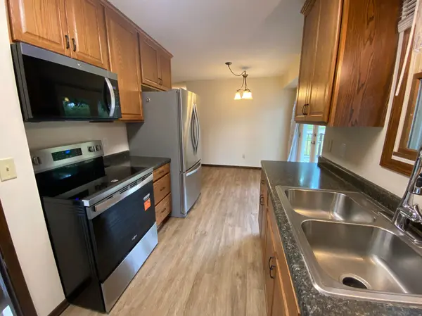 3815 5th ST NW, Rochester, MN 55901