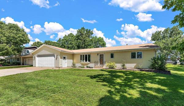 781 Cj Moe BLVD, Dassel, MN 55325