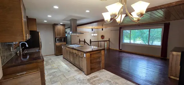 102 Shorewood DR, International Falls, MN 56649