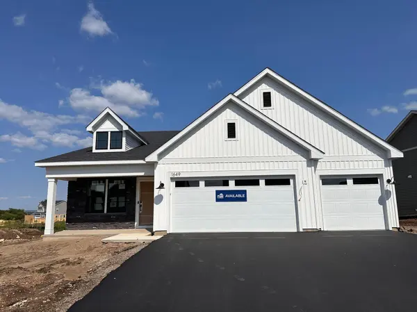 1649 Lund WAY, Shakopee, MN 55379