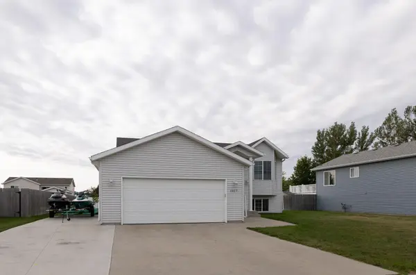 1017 Westport Pkwy, West Fargo, ND 58078