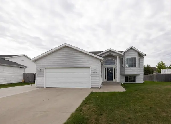1017 Westport Pkwy, West Fargo, ND 58078