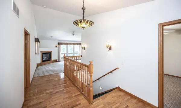 700 Ridge RD, Henderson, MN 56044