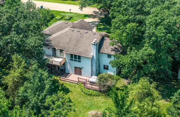 700 Ridge RD, Henderson, MN 56044