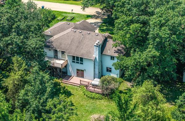 700 Ridge RD, Henderson, MN 56044