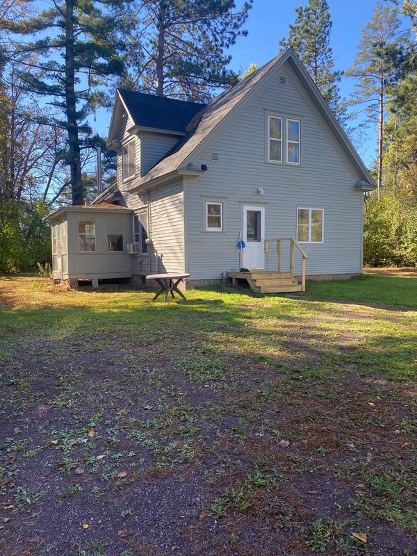 3449 Mosevej, Askov, MN 55704