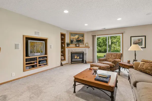 13323 Glenhaven CT, Apple Valley, MN 55124