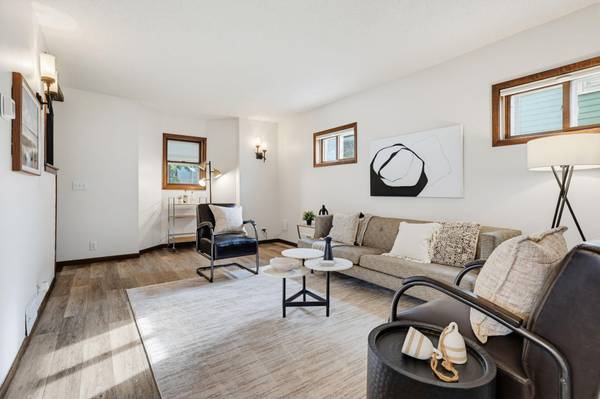 2924 E 25th ST, Minneapolis, MN 55406