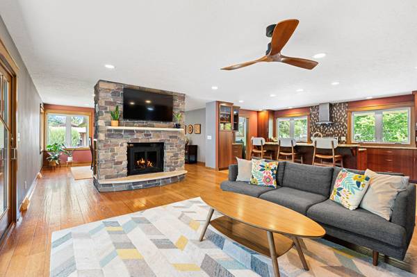 706 23rd ST SW, Austin, MN 55912