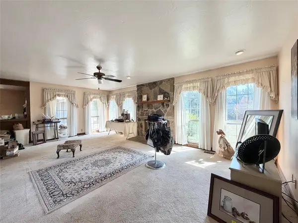 1 Oakridge DR, Shawnee, OK 74804