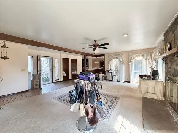 1 Oakridge DR, Shawnee, OK 74804