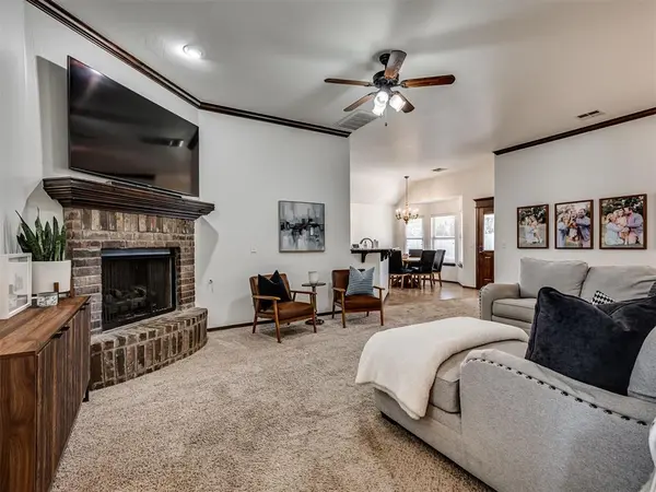 2204 NW 158th ST, Edmond, OK 73013