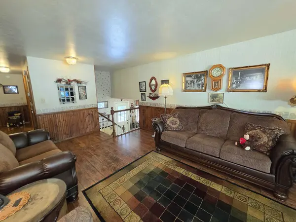540 SOMERSET DR, Green Bay, WI 54301-2724
