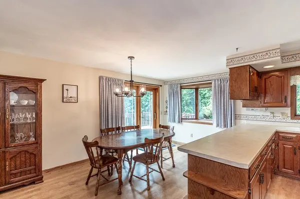 1903 LAWRENCE ST, New London, WI 54961-2529