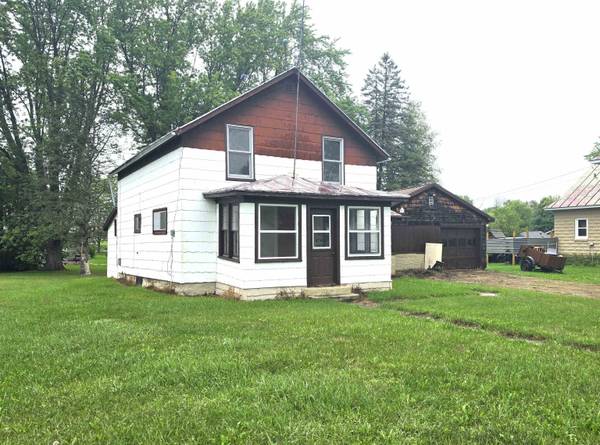 528 W MAIN ST, Lena, WI 54139-9792