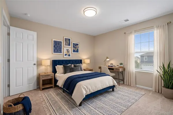24231 E 40th AVE, Aurora, CO 80019