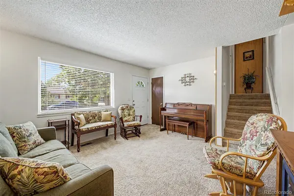 914 S Macon ST, Aurora, CO 80012