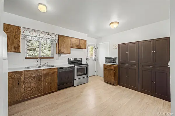 914 S Macon ST, Aurora, CO 80012