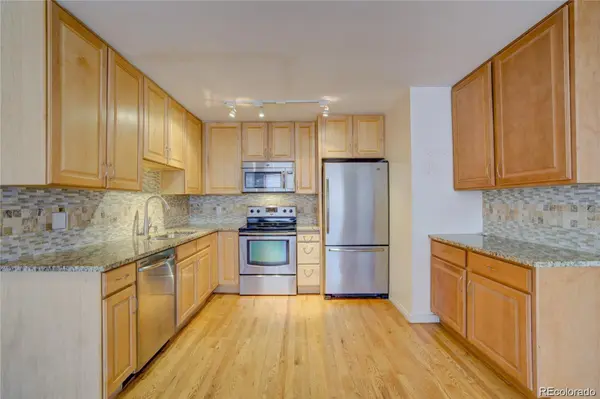 925 E 8 AVE #140, Denver, CO 80218
