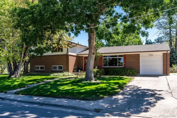 7050 S Uinta ST, Centennial, CO 80112