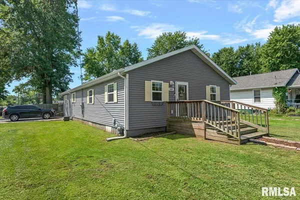 1500 W Gilpin ST, Taylorville, IL 62568