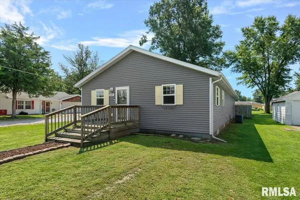 1500 W Gilpin ST, Taylorville, IL 62568