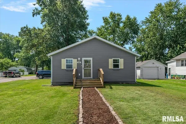 1500 W Gilpin ST, Taylorville, IL 62568